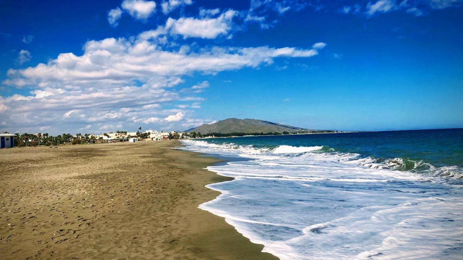 Mediterranea tus momentos junto al mar  Vera Exterior foto